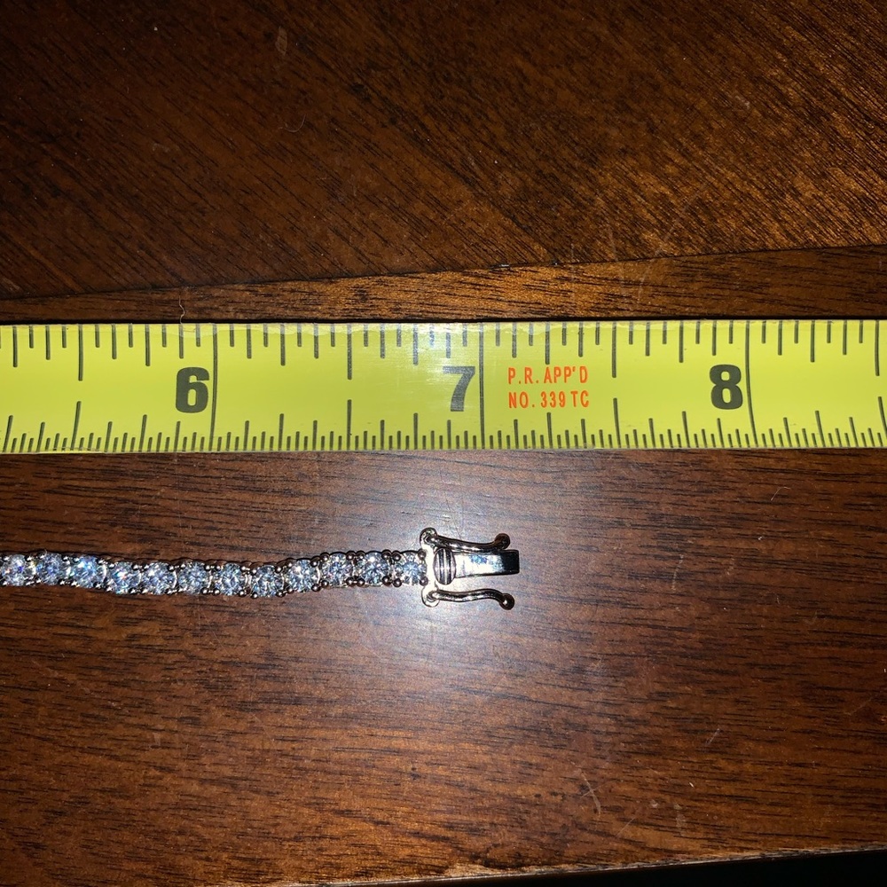 5.2 cttw Moissanite Tennis Bracelet set in 925 Sterling Silver - Picture 8 of 9